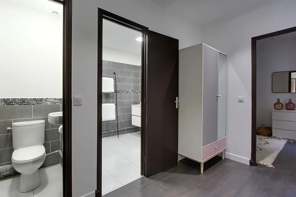 Apartment Canal Saint Martin *